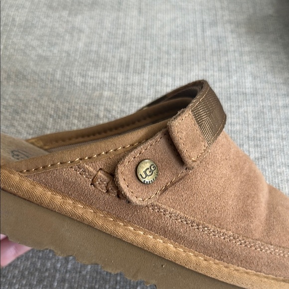 Ugg Goldenstar Clogs - Picture 7 of 8